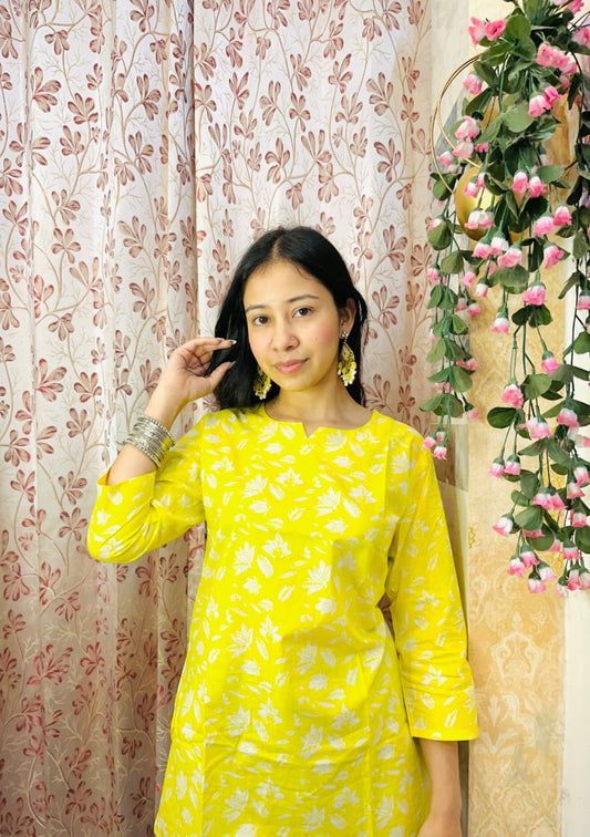 Sneha – Yellow White Leaf Print Kurti